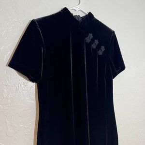 Vintage Black Velvet Dress 🖤